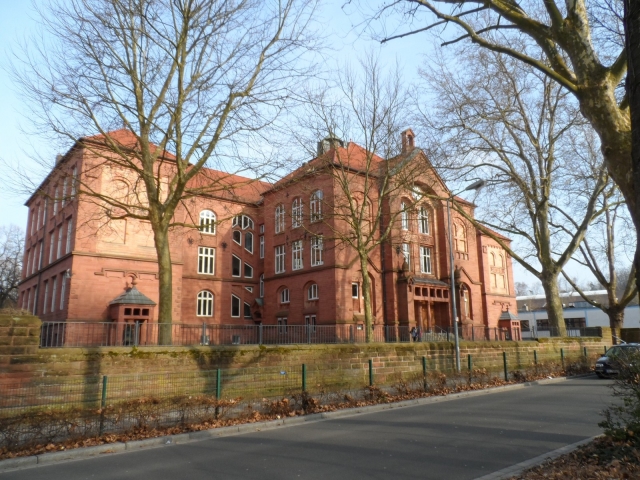 Lina-Pfaff-Rs plus 