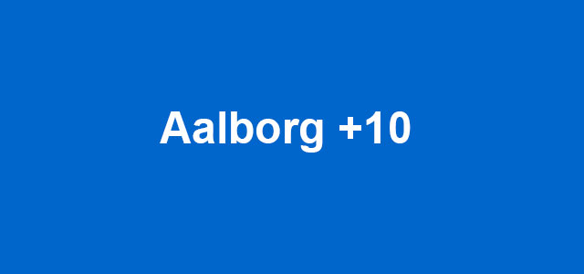 Aalborg +10 blauer Button mit Aufschrift